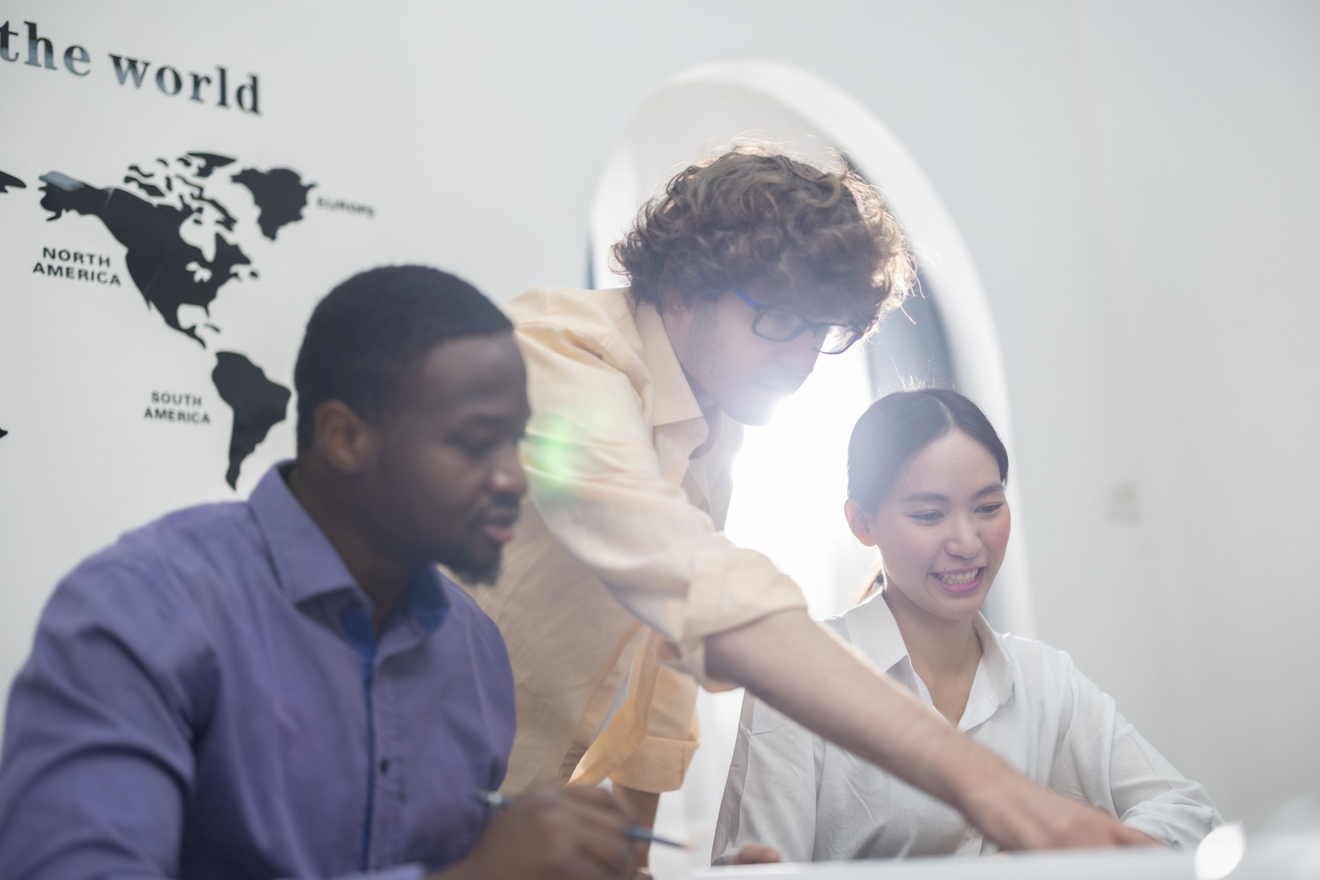 Architects create green, low-carbon buildings prioritizing efficiency, quality, and sustainability.